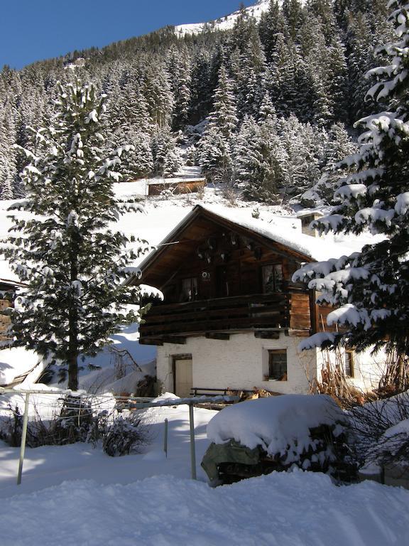 Apart Brigitta Sankt Leonhard im Pitztal Szoba fotó